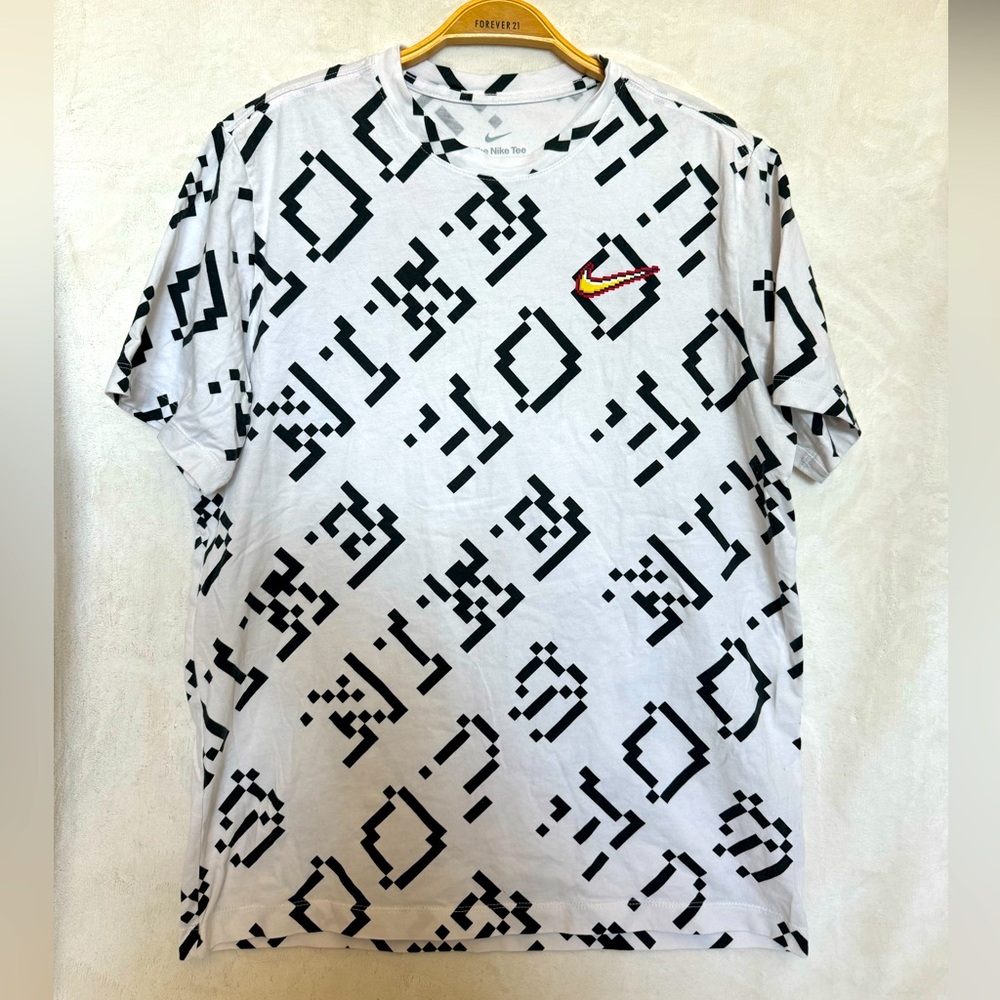 Nike Hoops All Over Print Men’s short sleeve shirt - Size Large, Large white